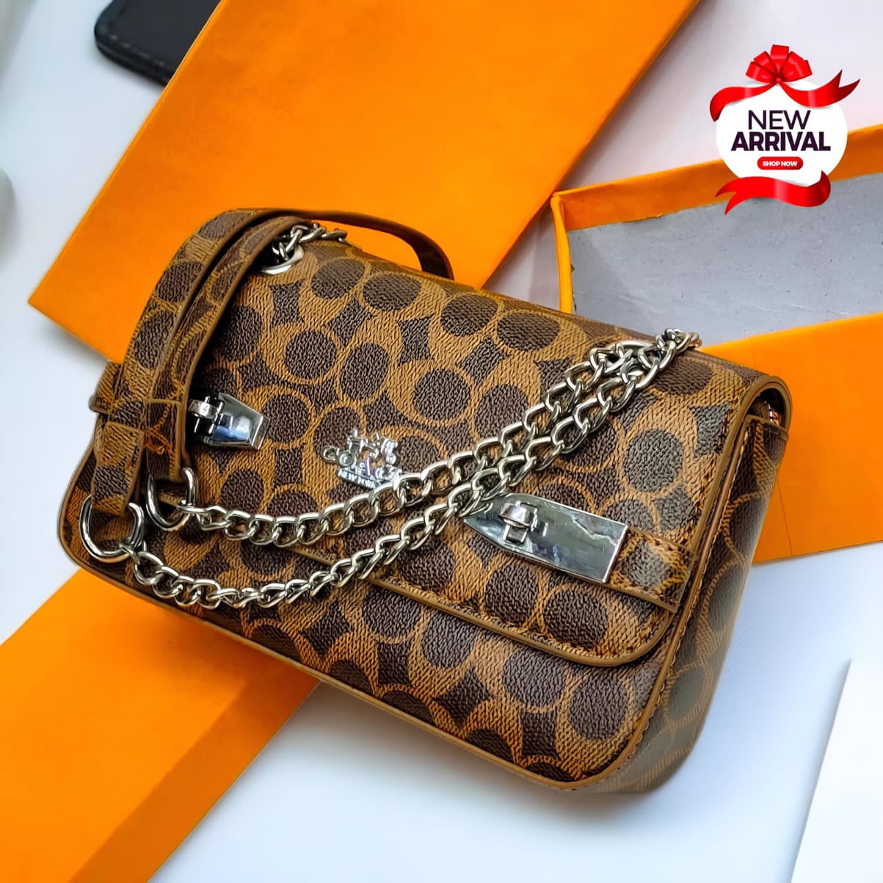 Imported Coach Branded Cross Body Bag for Girls 🎀