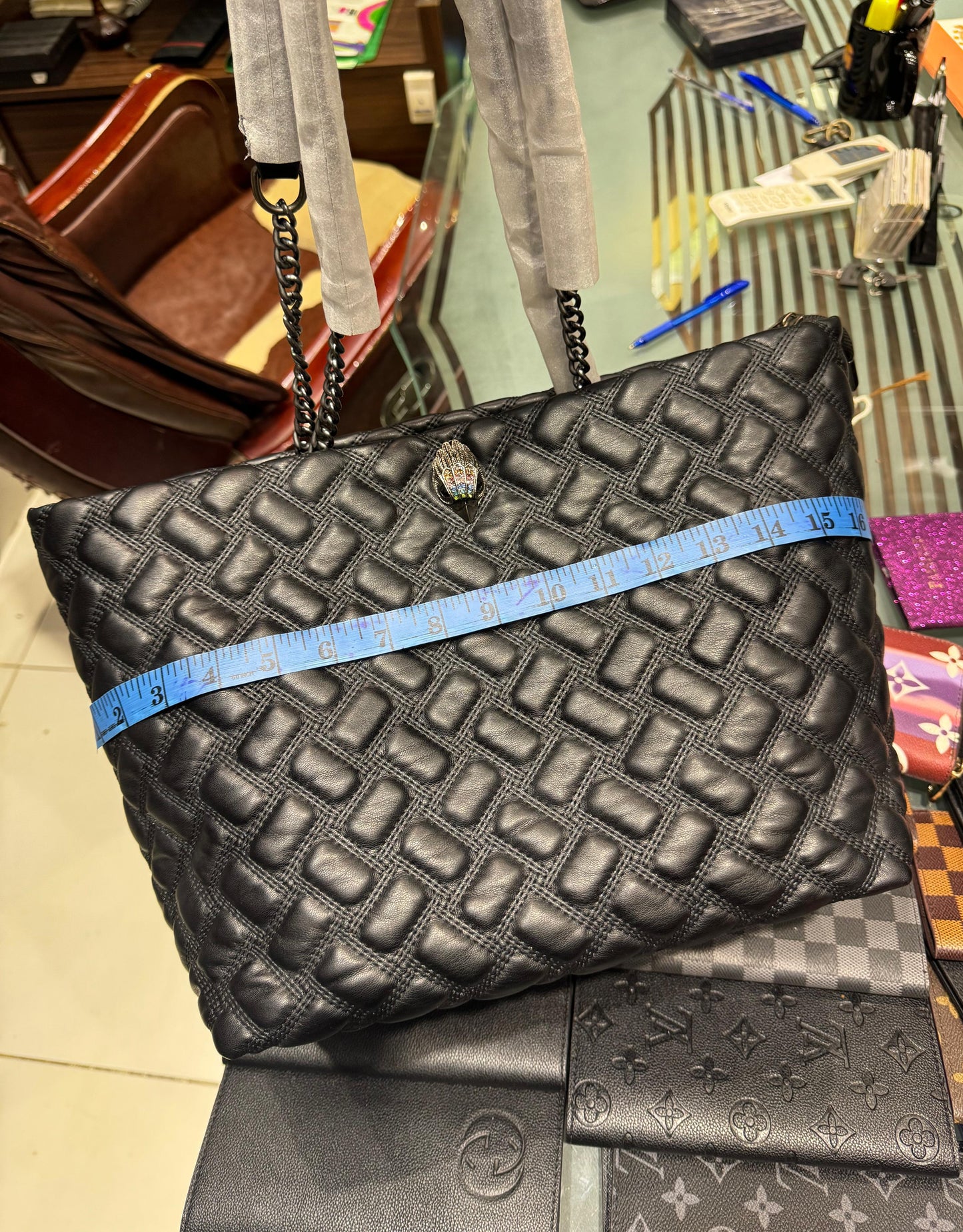 “KURDGEIGEN London Elegant Quilted Tote Bag – Black Luxury Handbag for Women”