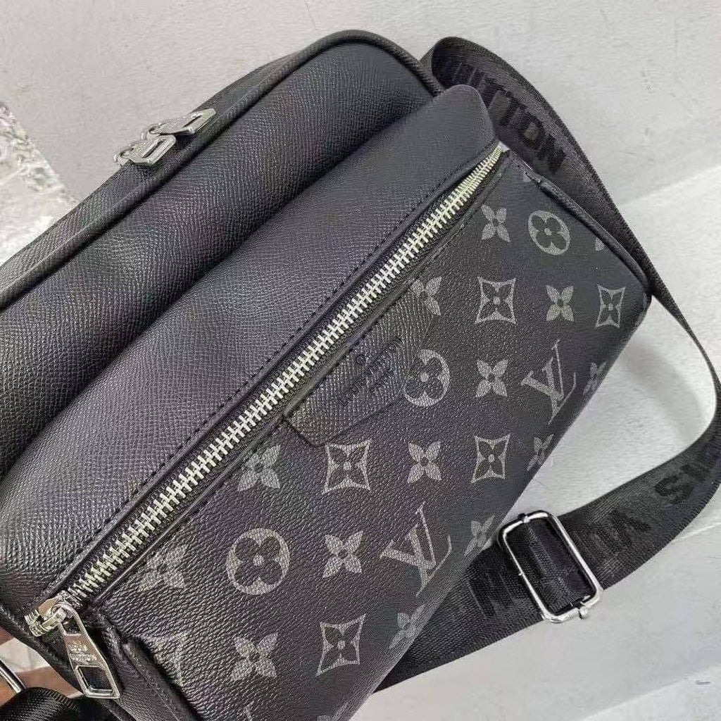 Louis Vuitton Taigarama Outdoor Messenger in black and Monogram