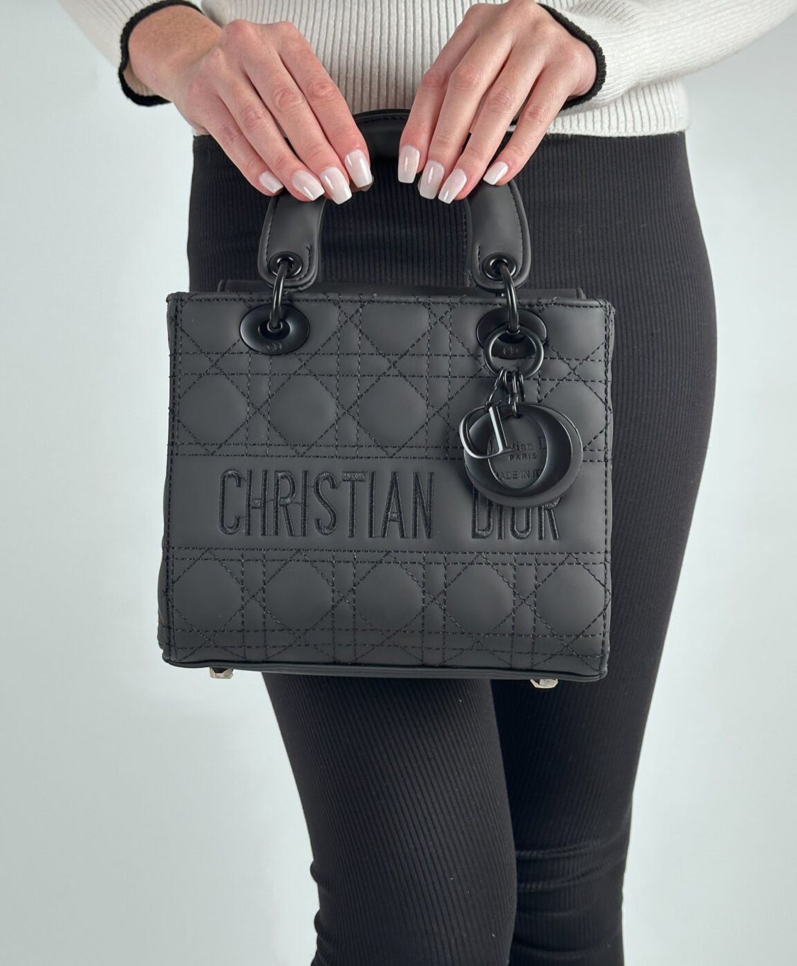“Christian Dior Lady Dior White Quilted Handbag – Luxury Designer Tote Bag”