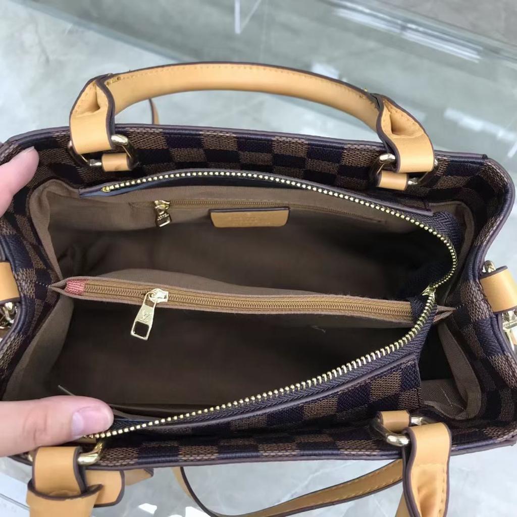 "Louis Vuitton Monogram Empreinte White Leather Tote – Timeless Elegance & Luxury"