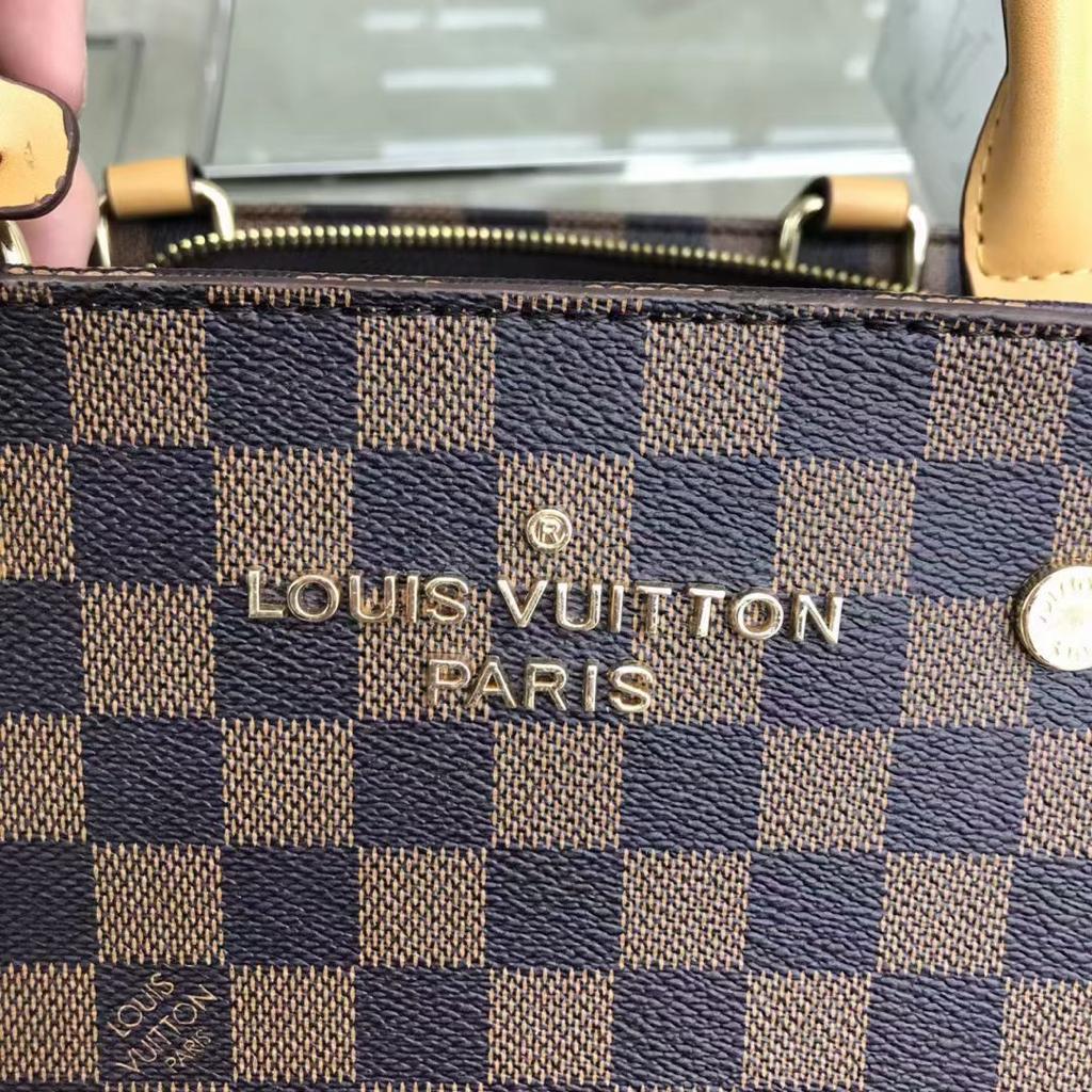 "Louis Vuitton Monogram Empreinte White Leather Tote – Timeless Elegance & Luxury"